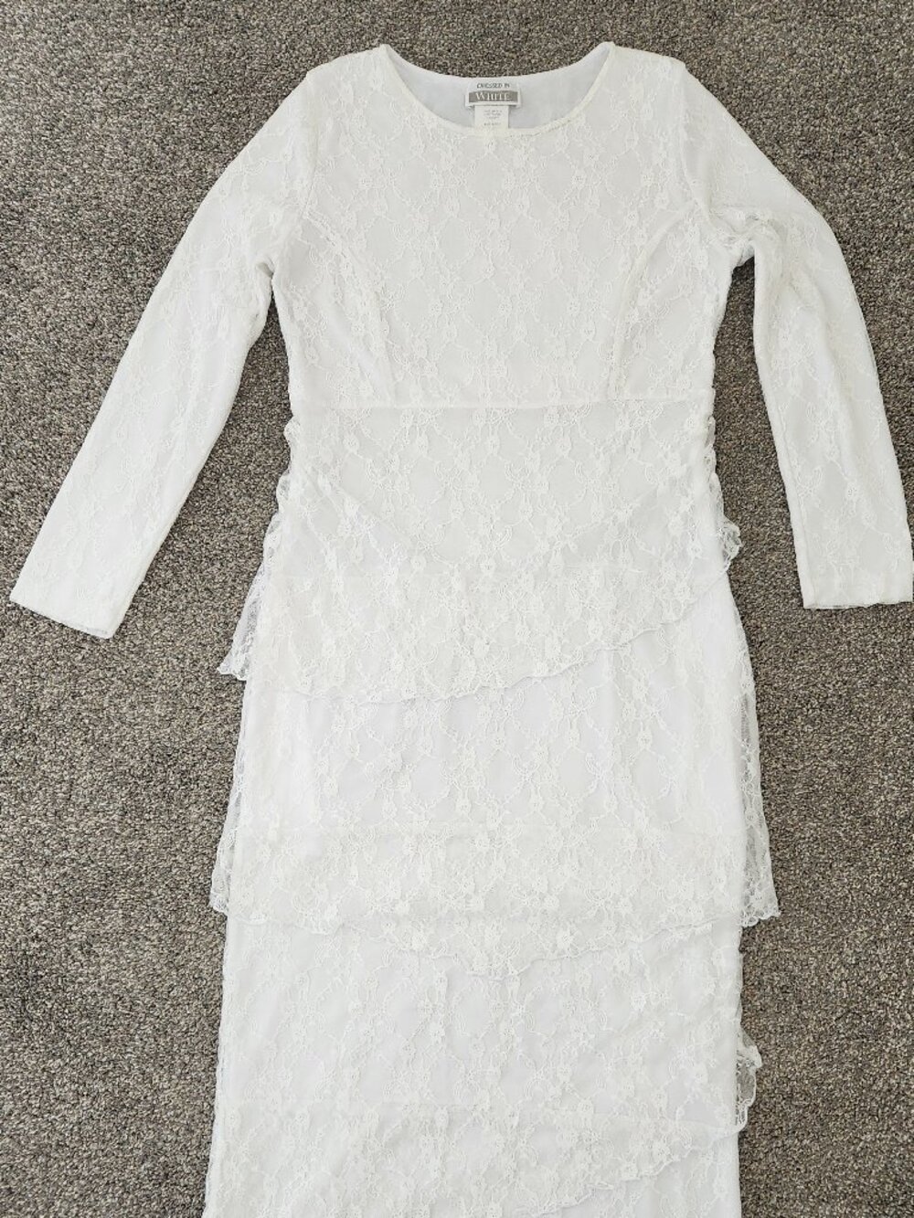 Dressed in White White lace dress Size Small